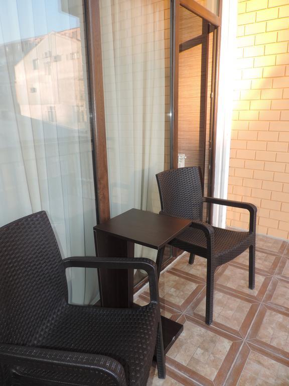 Tamara Apartment Takaishvili 3 Batumi Exterior photo